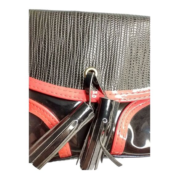 Elizabeth Arden Patent Leather Black Cosmetic Bag Purse w Mirror Red Trim - Picture 6 of 12